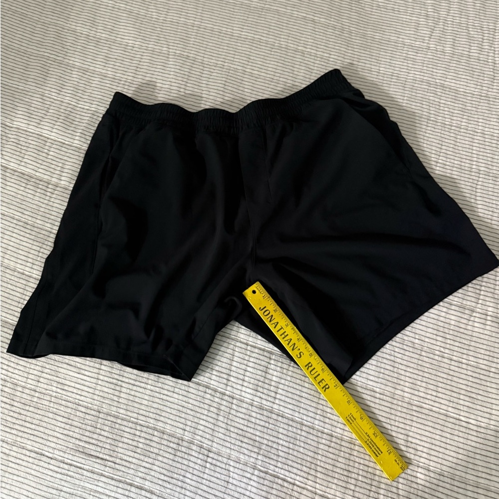 Lululemon Pace Breaker Linerless Short 7”